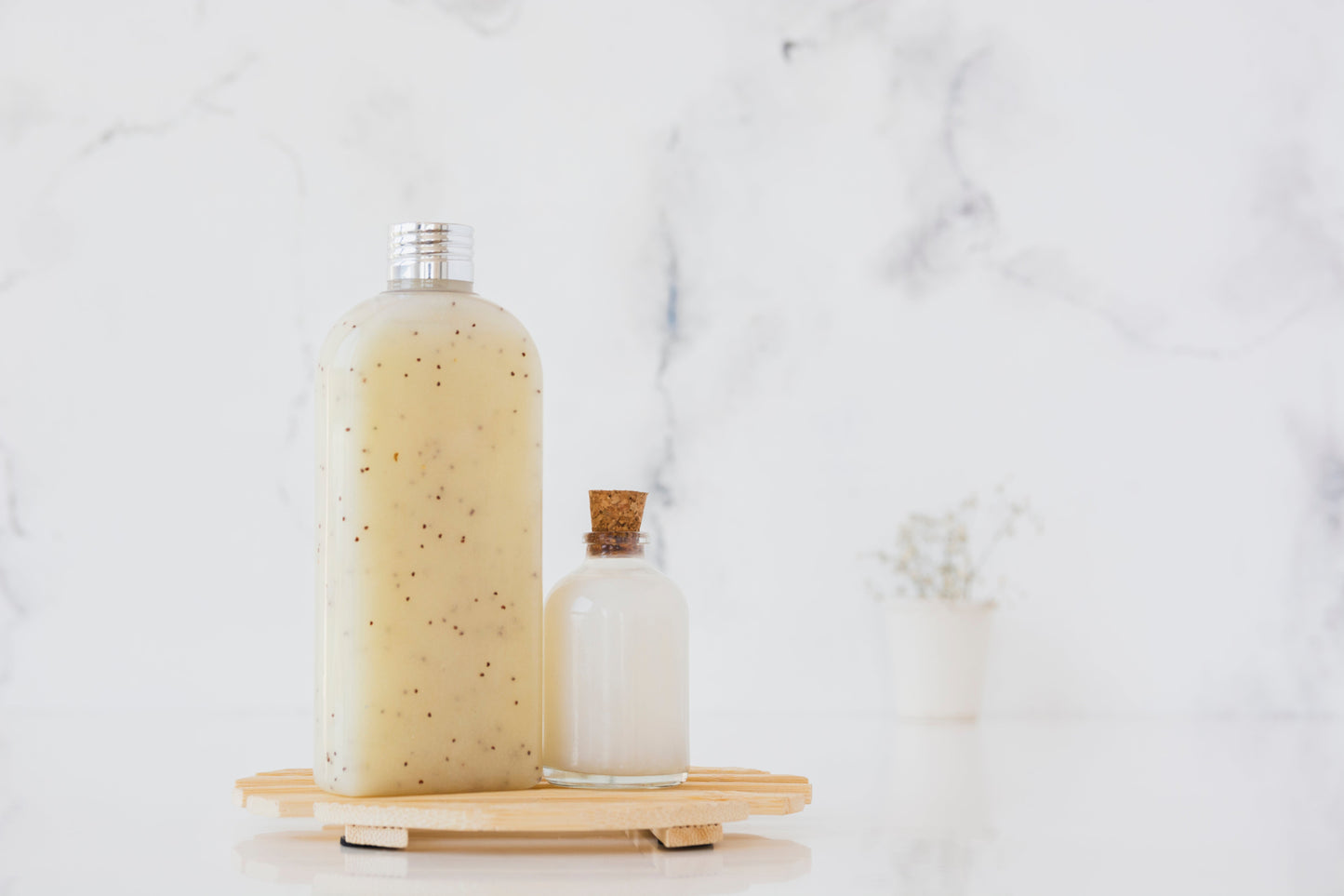 Body Wash with Scrub Base
